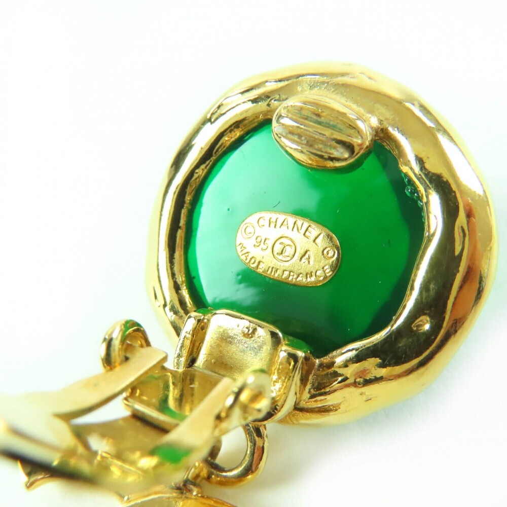 CHANEL Vintage 95A Gripoix Coco Mark Swing Stone Earrings, Gold and Green, Ma... - Picture 6 of 6